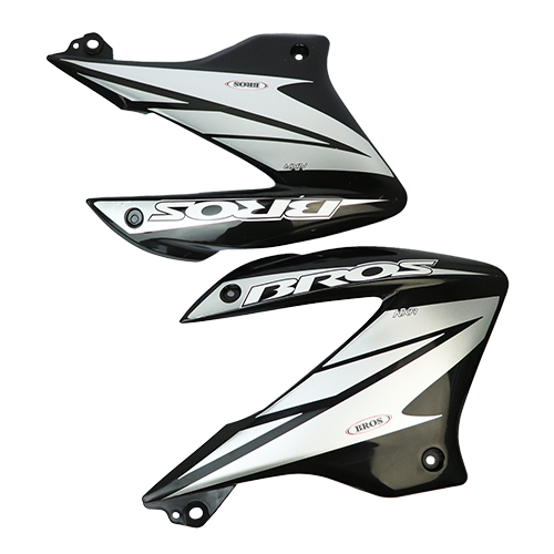 SET DE TAPADERAS DE TANQUE NEGRAS NXR125